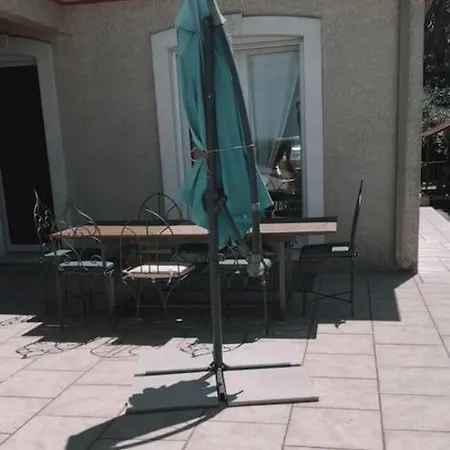 Maison Familiale Avec Piscine Sans Vis A Vis